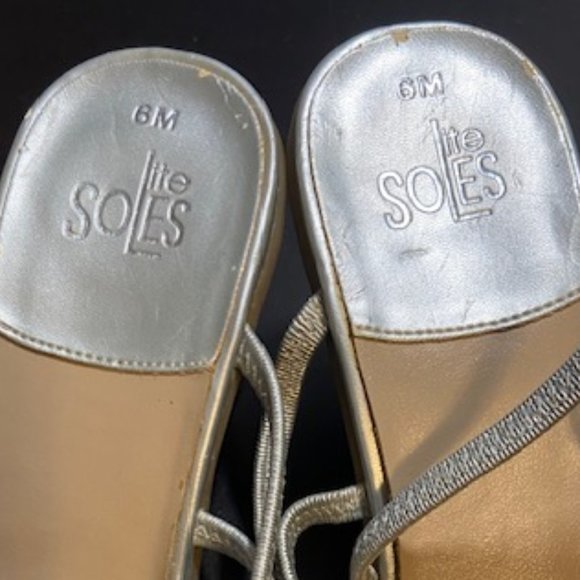 Silver Strapped Heels Ladies Size US 6 - Picture 10 of 10